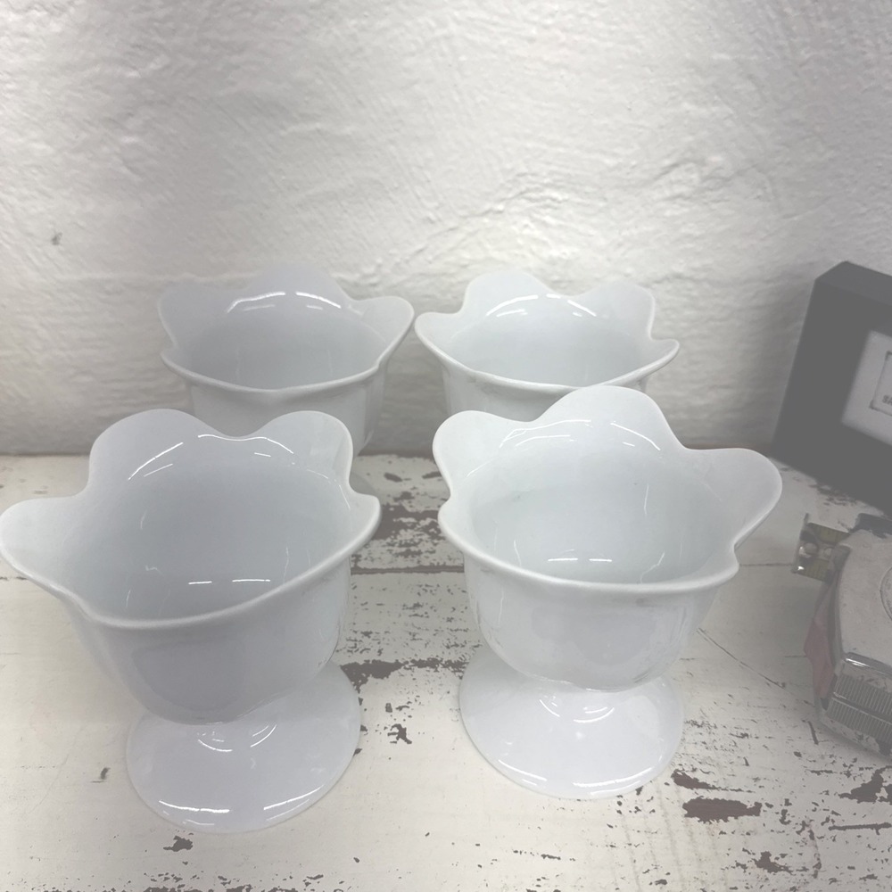 Set Of 4 Xcell  Fruit/parfait/ Dessert‎ Tulip Cups White Porcelain